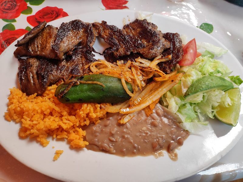 Sabrosos Chilaquiles food